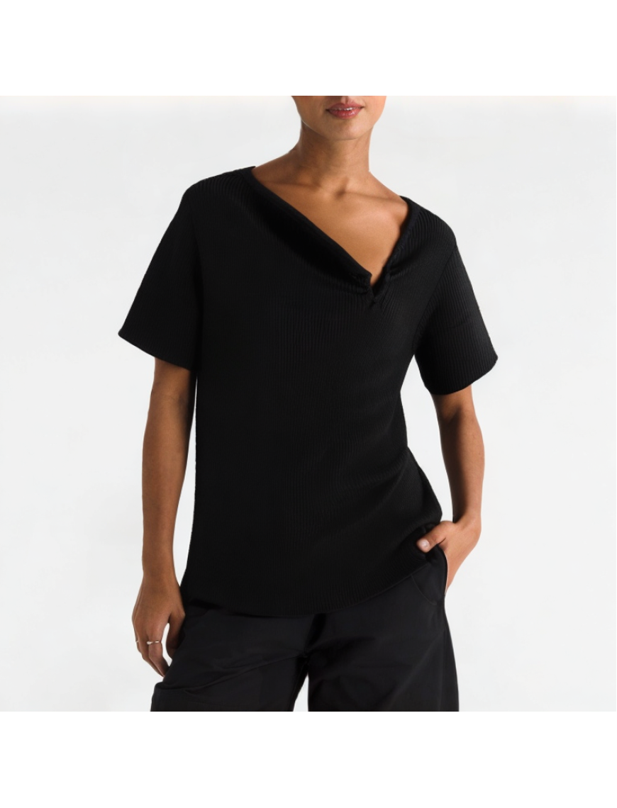 Solid Color Slim Fit Knit Short Sleeve